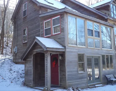 Spacious Vermont Apartment With Impressive View